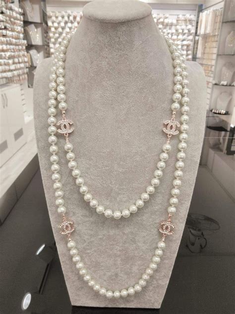 chanel 23c pearl crush|chanel coco mark necklace.